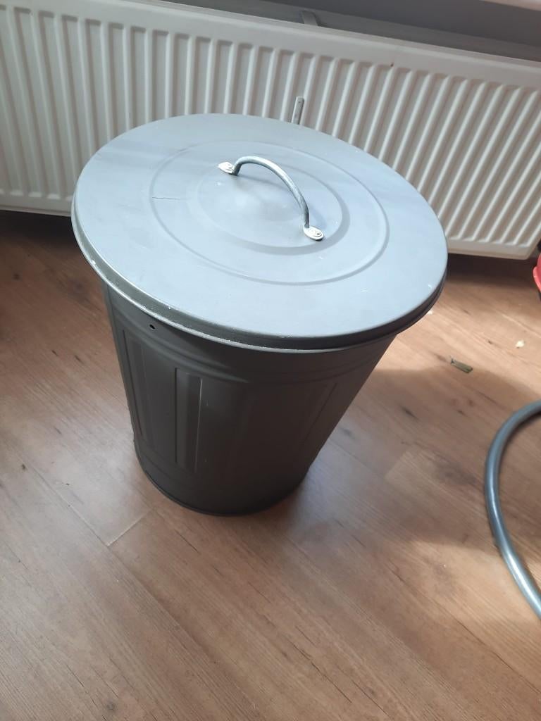 afvalbak, 40 liter of meer, Ophalen, Gebruikt, Metaal