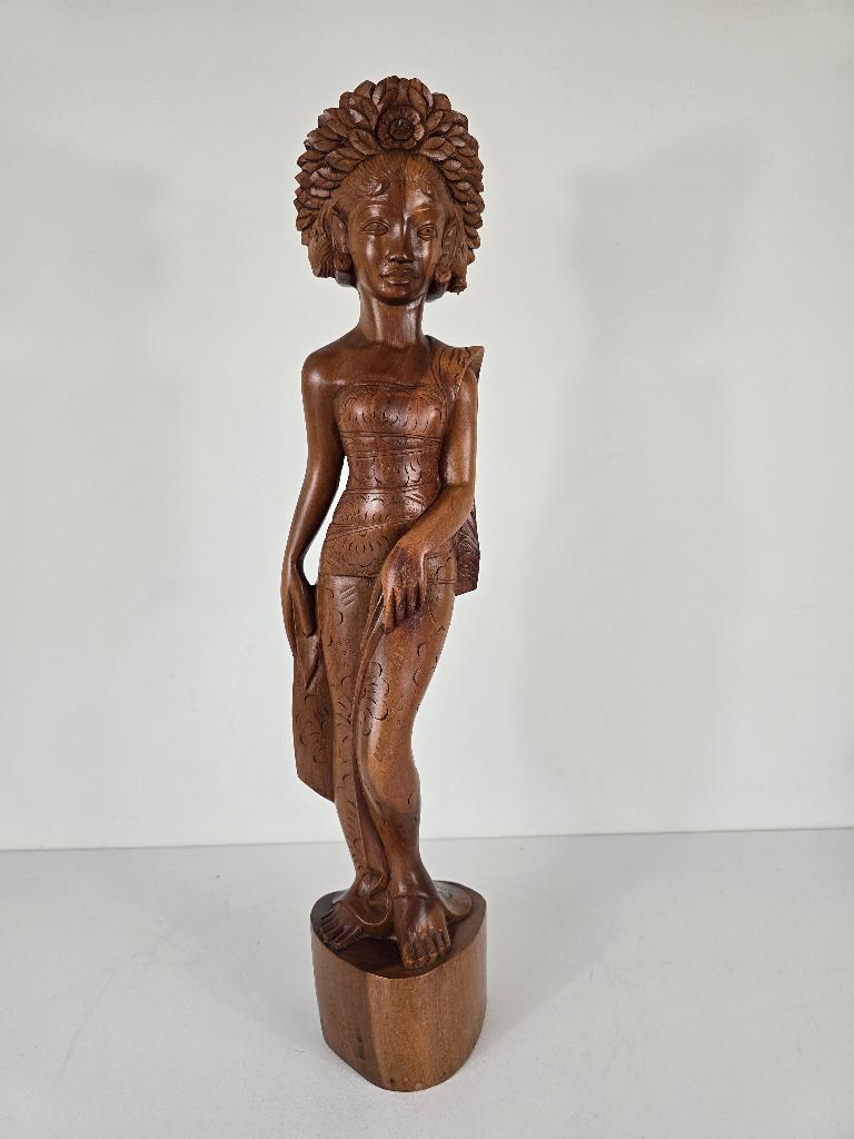 Groot beeld vrouw tooi, hout, Bali Indonesië midden 20e eeuw, Ophalen of Verzenden, Hout