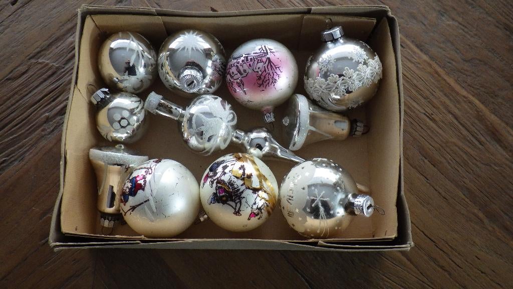 mooie zilverkleurige kerstballen, Diversen, Kerst, Ophalen of Verzenden, Gebruikt