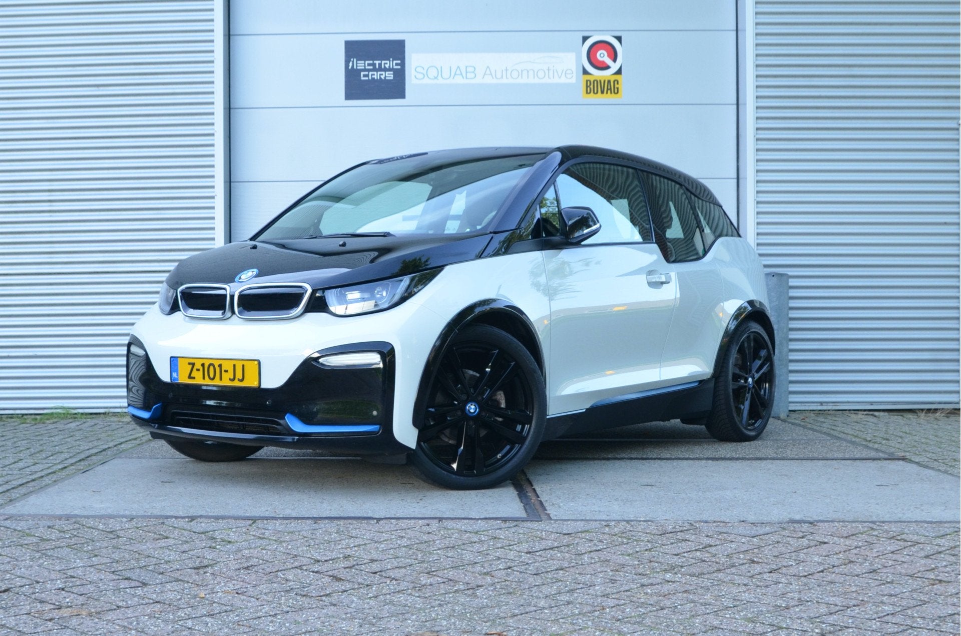 BMW i3 S 120Ah 42 kWh Warmtepomp, AppleCarplay (bj 2021), Auto's, Automaat, Achterwielaandrijving, Gebruikt, Beige