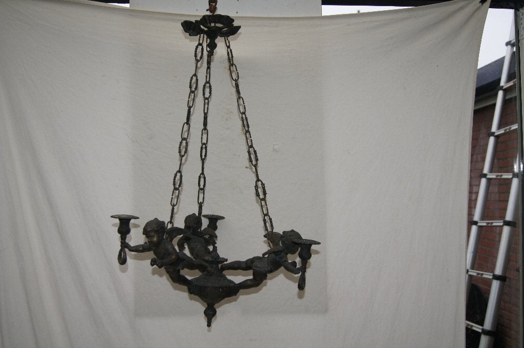 Hanglamp met Putti,s en kaarsen kandelaren ( Brons, Ophalen of Verzenden