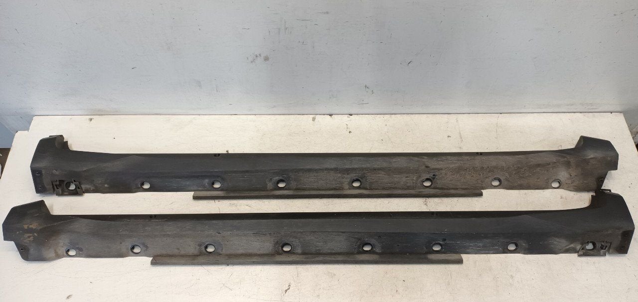Sideskirt set Toyota C-HR, Onderdelen@venauto.nl, Van der Ven Autorecycling B.V., Gebruikt, Ettenseweg 76, 4706 PB Roosendaal, The Netherlands