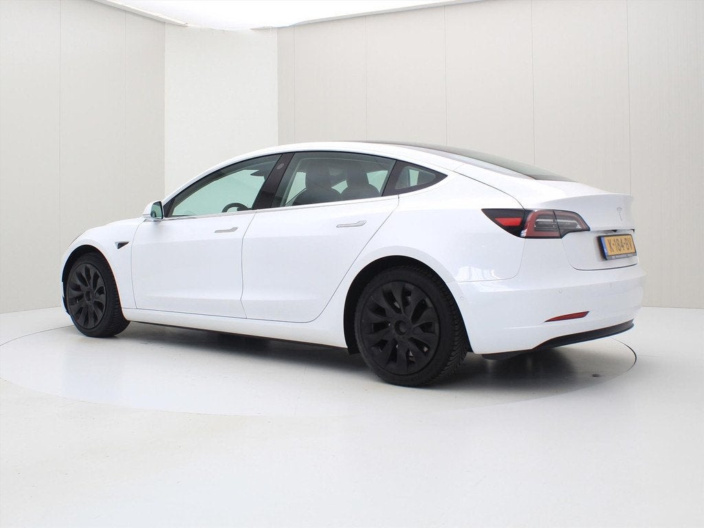 Tesla Model 3 Standard RWD Plus 94% SoH [ LFP-ACCU+AUTOPILOT, Automaat, Achterwielaandrijving, Gebruikt, Zwart