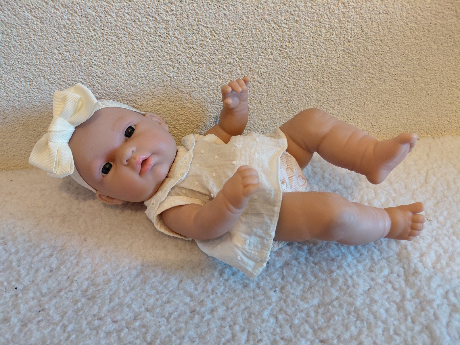 Mooie Meisjes Babypop  🌸 van ARIAS  = 32cm., Ophalen of Verzenden, Zo goed als nieuw, Babypop
