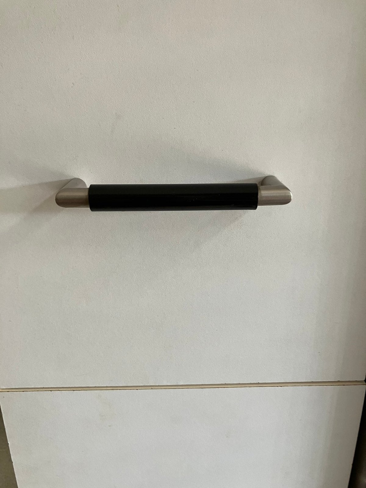 20 Handgreepjes voor b.v. keukenkastjes, Huis en Inrichting, Keuken | Keukenelementen, Ophalen, Zwart, 50 tot 100 cm, Zo goed als nieuw