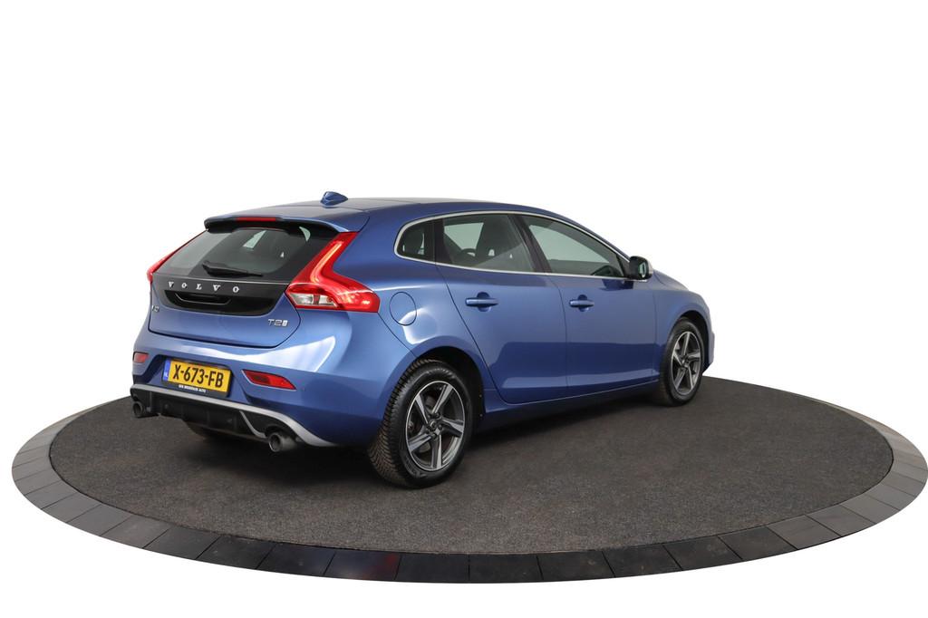 Volvo V40 2.0 T2 R-Design, Auto's, Keurmerk '100% Onderhouden', Gebruikt, Euro 6, 4 cilinders