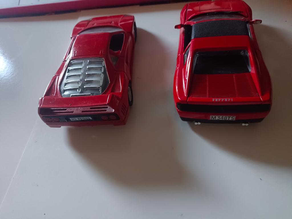 2 Ferrari modelauto's: F40 en 348TS - Rood, gedetailleerd, Ophalen of Verzenden, Gebruikt, Auto, Overige merken