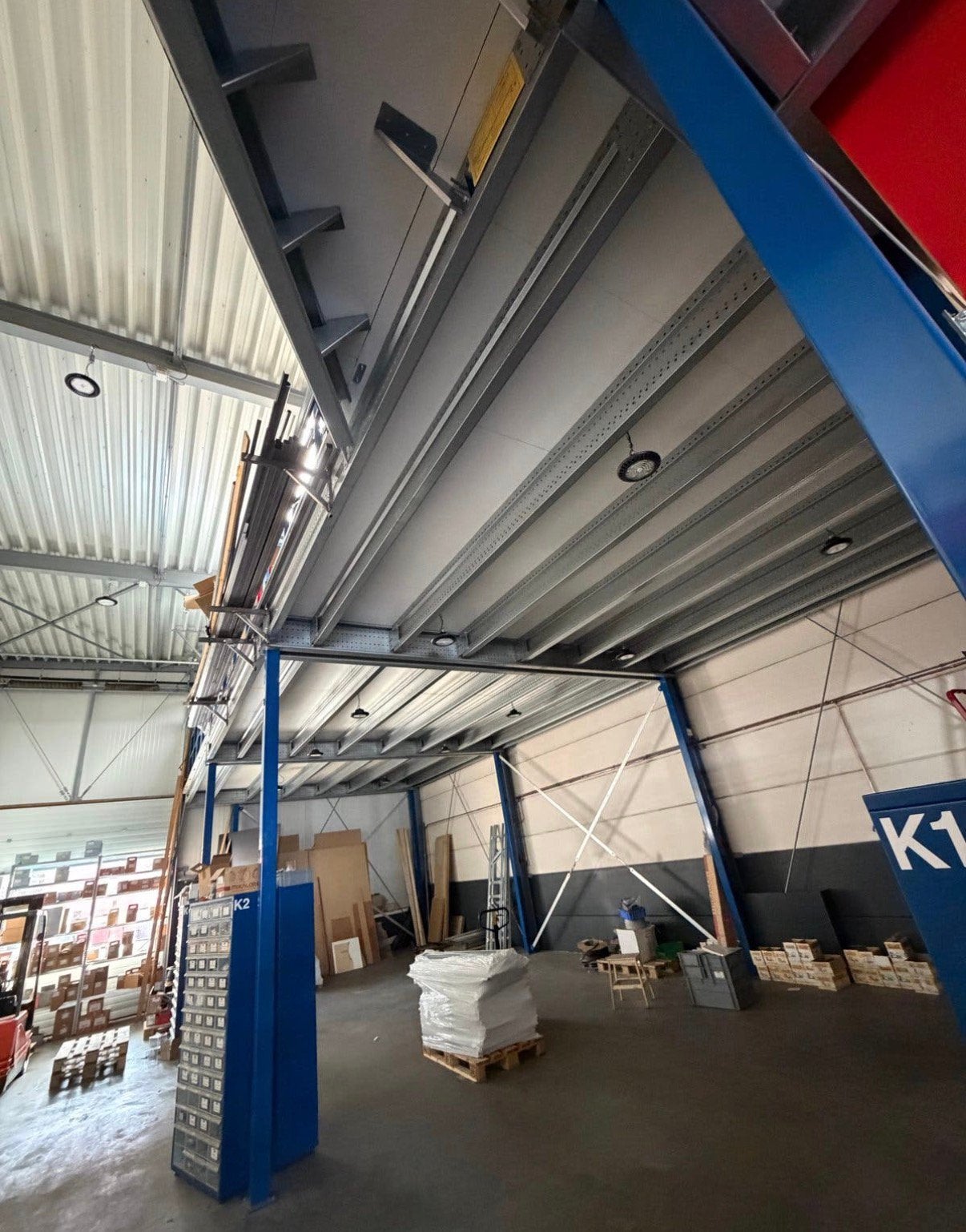 2x entresolvloer, 60 + 95m2, verdiepingsvloer, trap entresol, Ophalen, Zo goed als nieuw, 170 cm of meer