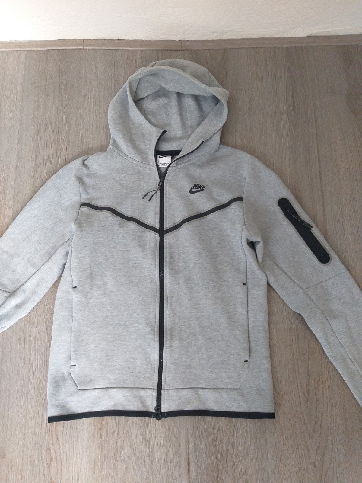 NIKE vest maat S van INTERSPORT, Ophalen, Zo goed als nieuw