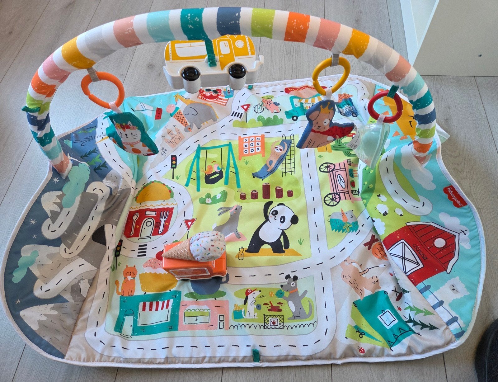 Fisher-Price Speelkleed met speelboog en speeltjes, Ophalen of Verzenden, Zo goed als nieuw, Speelkleed, Met geluid