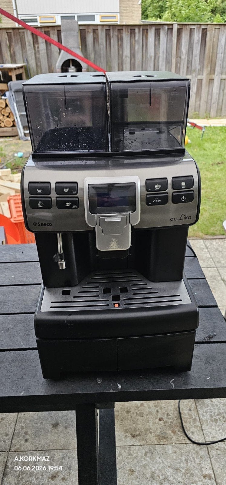 Saeco Aulika Koffiemachine - Zo goed als nieuw, 10 kopjes of meer, Koffiemachine, Zo goed als nieuw, Afneembaar waterreservoir