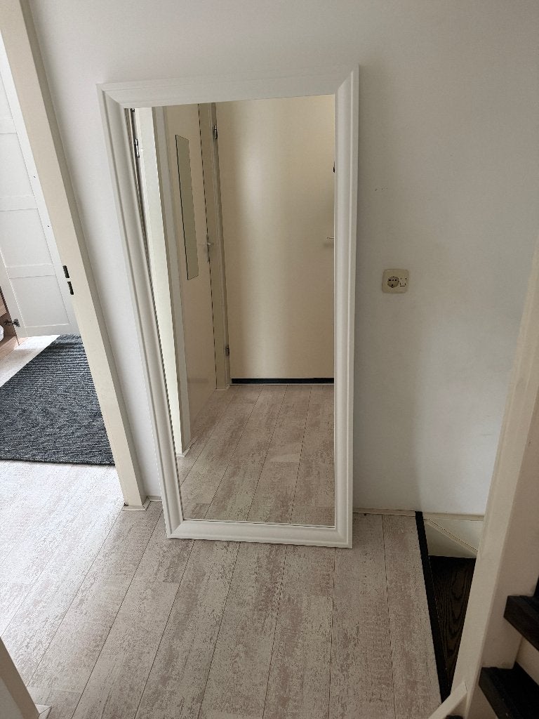 IKEA TOFTBYN staande spiegel wit — 75x165 cm, Ophalen, Zo goed als nieuw, 150 tot 200 cm, Rechthoekig