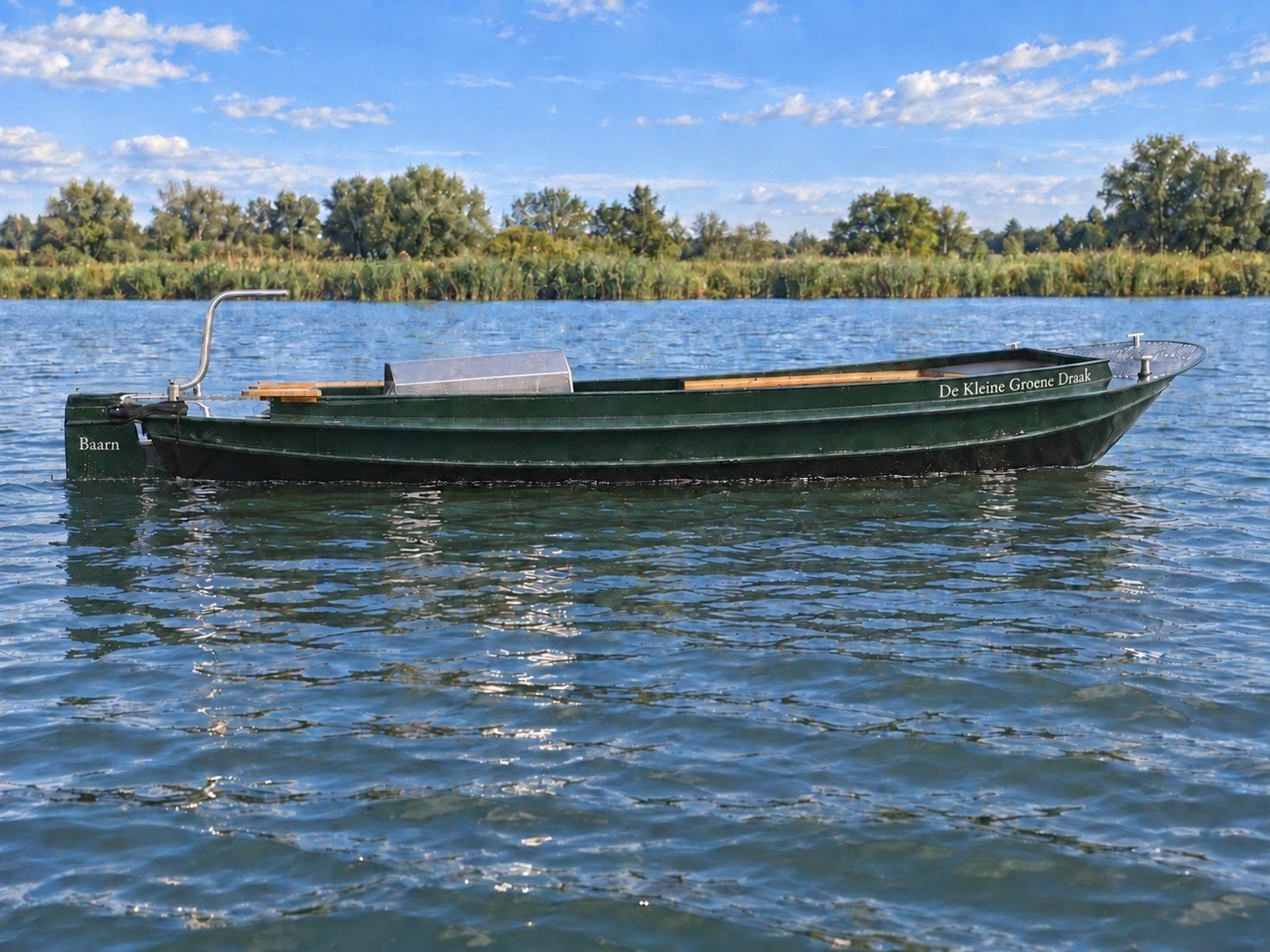 De Kleine Groene Draak - Karaktervolle open motorboot, Overige merken, 70 cm, Walstroom, Binnenboordmotor