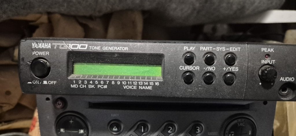 yamaha tg100 midi module, Ophalen, Gebruikt