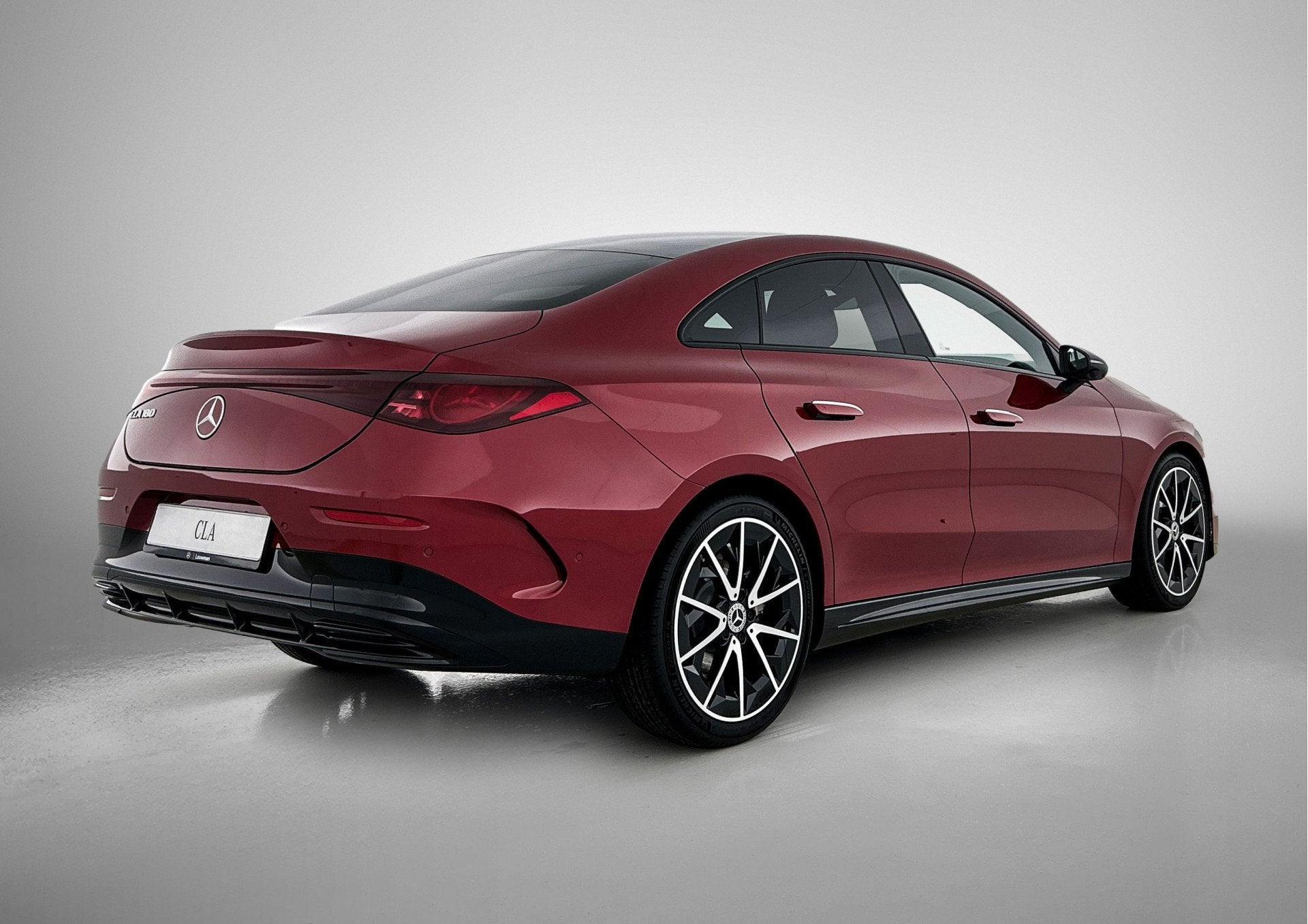 Mercedes-Benz CLA-Klasse 180 Business Solution AMG | Memoryp, Auto's, CLA, 136 pk, 4 cilinders, Bedrijf