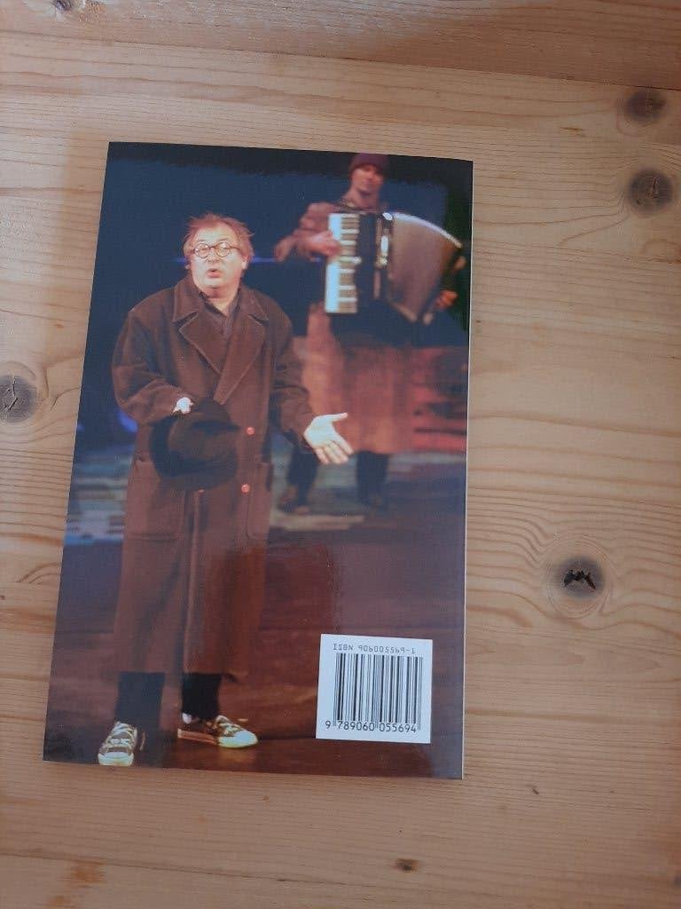 Youp van 't Hek. Scherven, Boeken, Verzenden, Gelezen