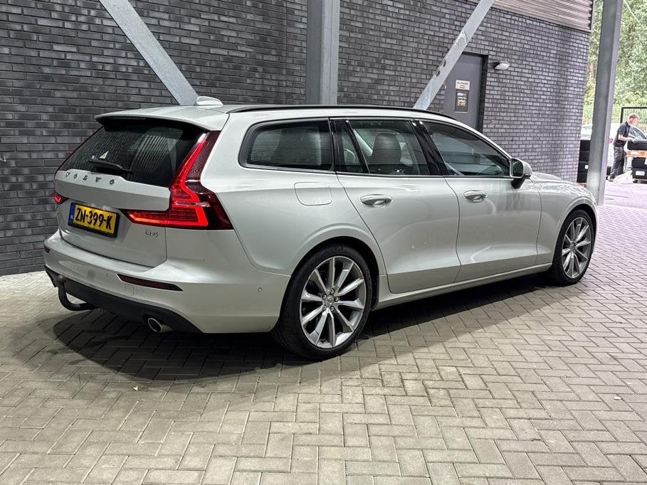 Volvo V60 2.0 D4 Inscription | Harman/Kardon | Pilot-assist, Auto's, Stof, Gebruikt, Euro 6, Automatische klimaatregeling