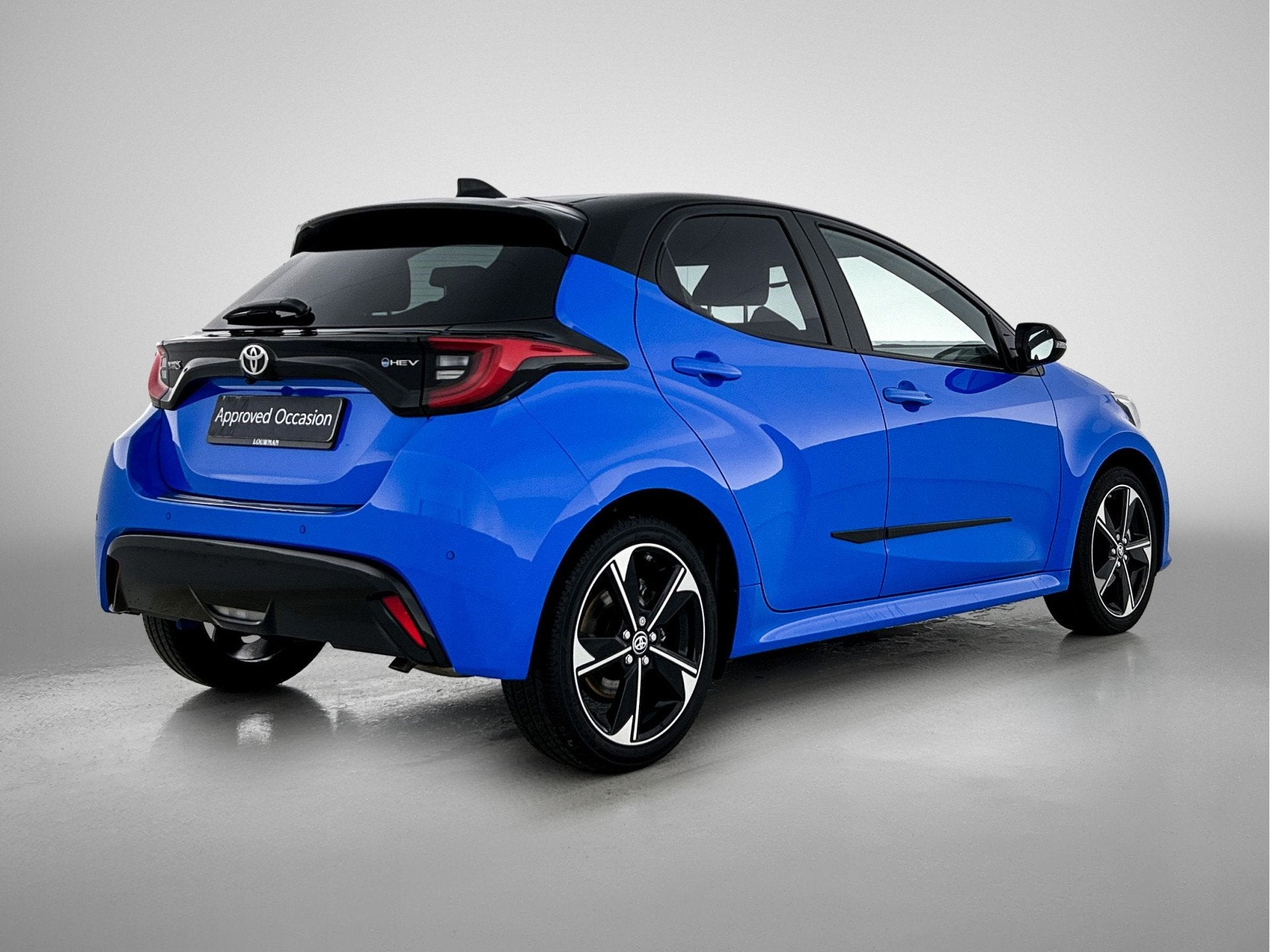 Toyota Yaris 1.5 Hybrid 130 Launch Edition | JBL | Head-Up D, Auto's, 12 maanden, 450 kg, Blauw, 49 €/maand