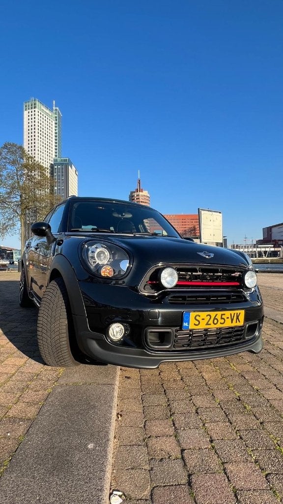 Mini Countryman 2.0 liter John Cooper Works 2015 Zwart, 1998 cc, 1380 kg, Zwart, Zwart