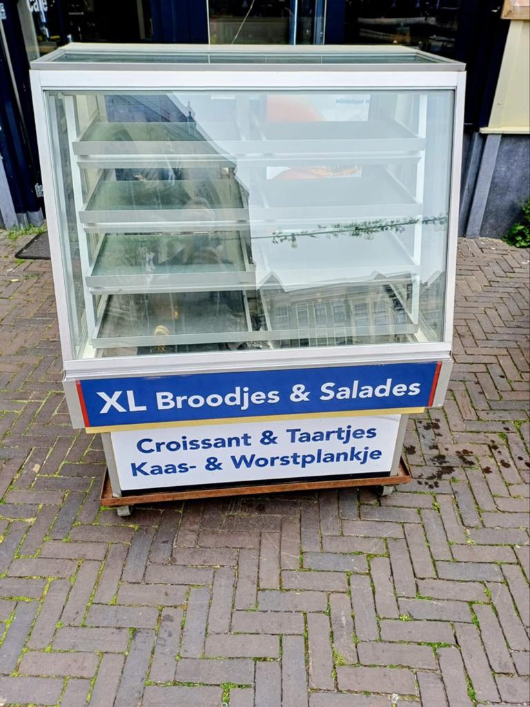 Koeling, Ophalen, Zonder vriesvak, 200 liter of meer, 60 cm of meer