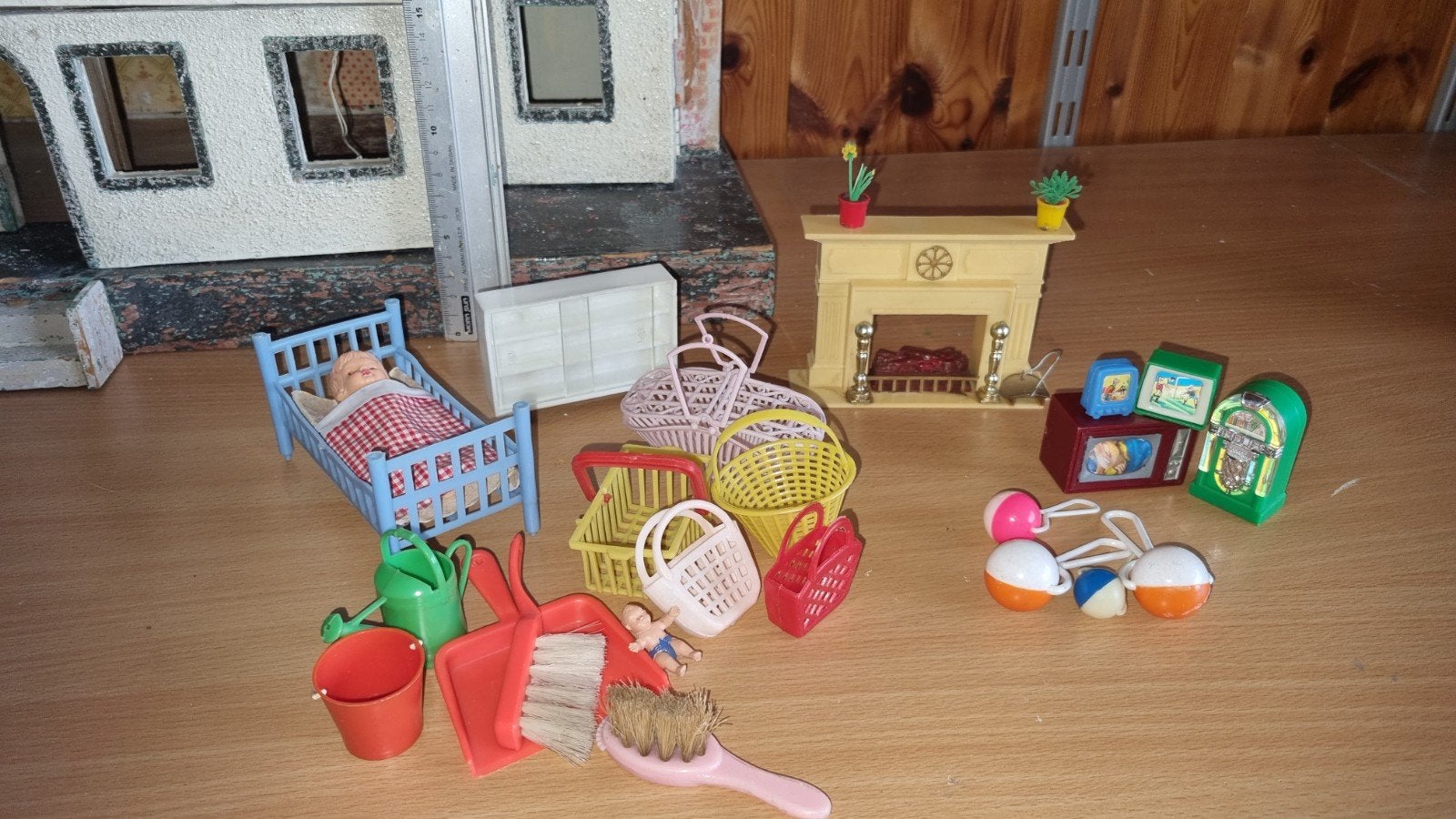 Vintage poppenhuis meubels en accessoires, Ophalen of Verzenden