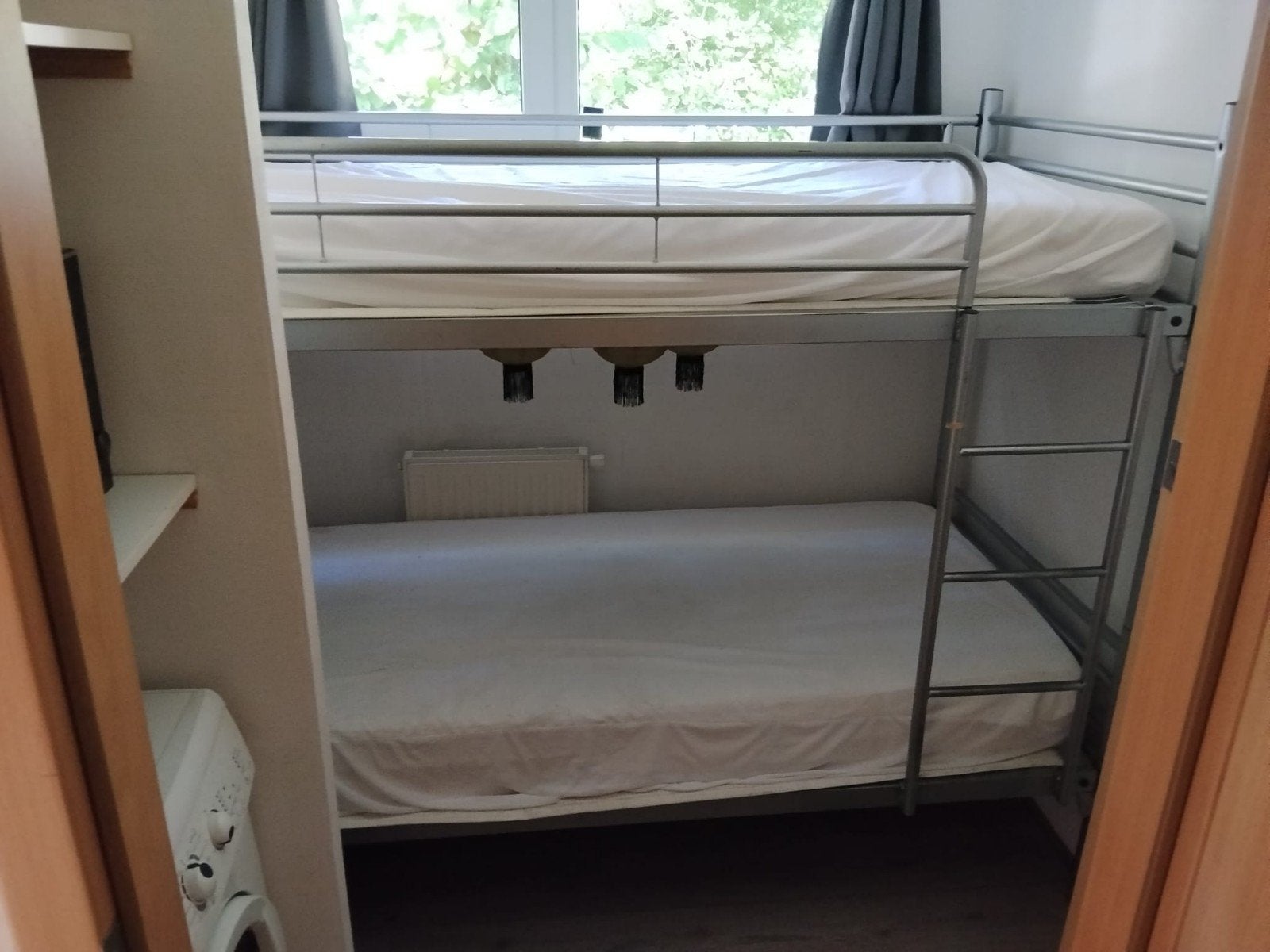 Stevig metalen stapelbed met matrassen, Ophalen, Gebruikt, 160 tot 180 cm, Tweepersoons
