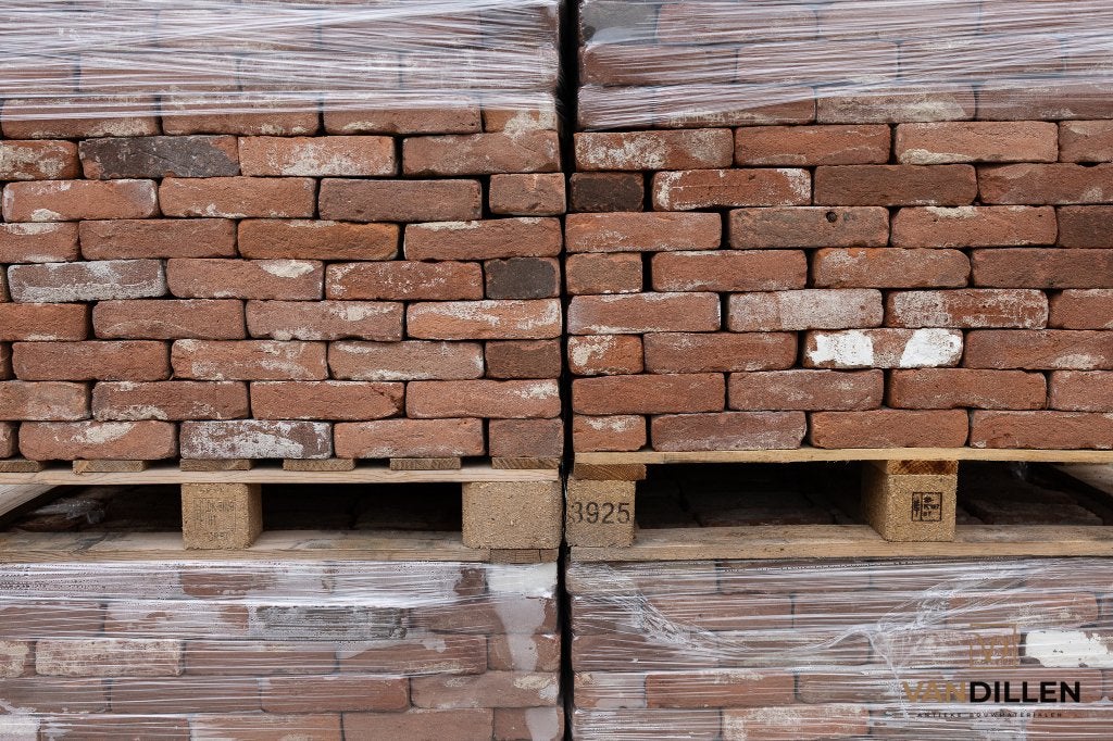 Oude vormbak gevelstenen rood gave kwaliteit 55M2 21.5 x 5.5