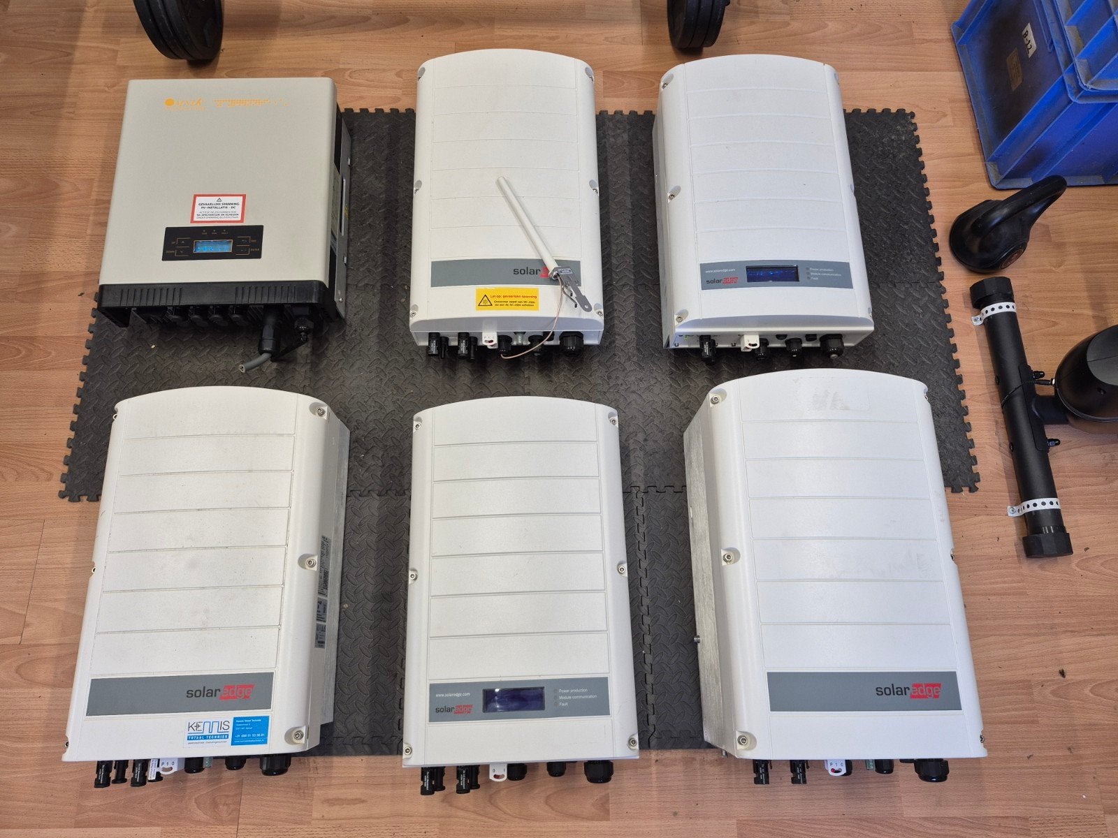 Omvormers div Solar Edge 3k,6k,7k,9k en 17k!! GOEDKOOP!!, Doe-het-zelf en Verbouw, Overige Doe-het-zelf en Verbouw, Ophalen, Gebruikt