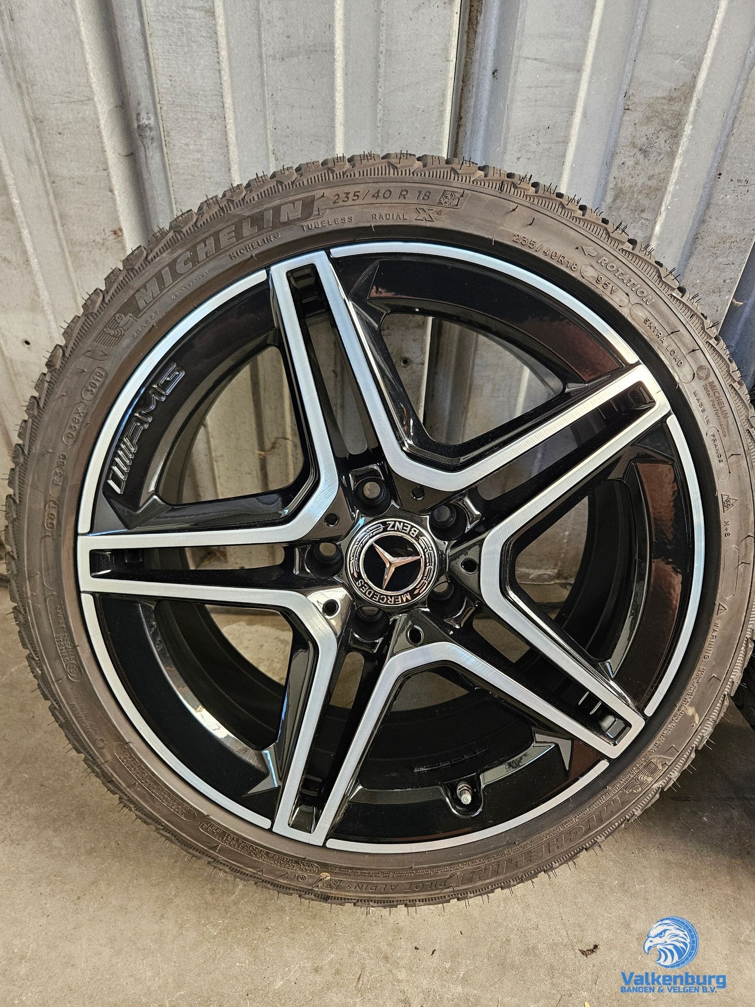 6mm! Originele Mercedes A35 W177 AMG 4Matic 18 inch zwarte v, 18 inch, Gebruikt, -, -