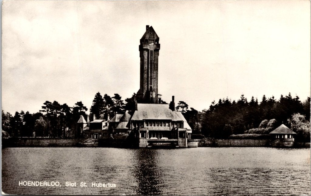 Hoenderloo - 12 oude ansichtkaarten Jachtslot St. Hubertus, Verzenden, 1940 tot 1960, Gelopen, Gelderland