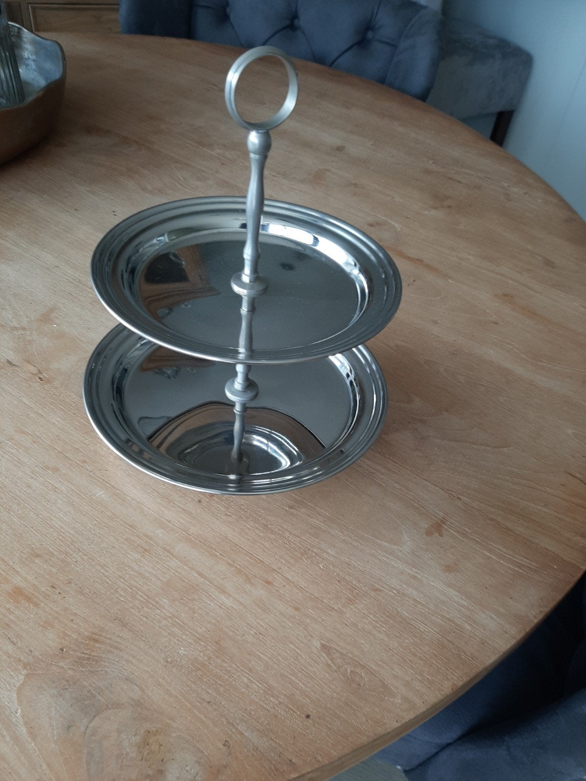 Etagère zilver kleur metaal 26 cm hoog, Ophalen of Verzenden, Zo goed als nieuw