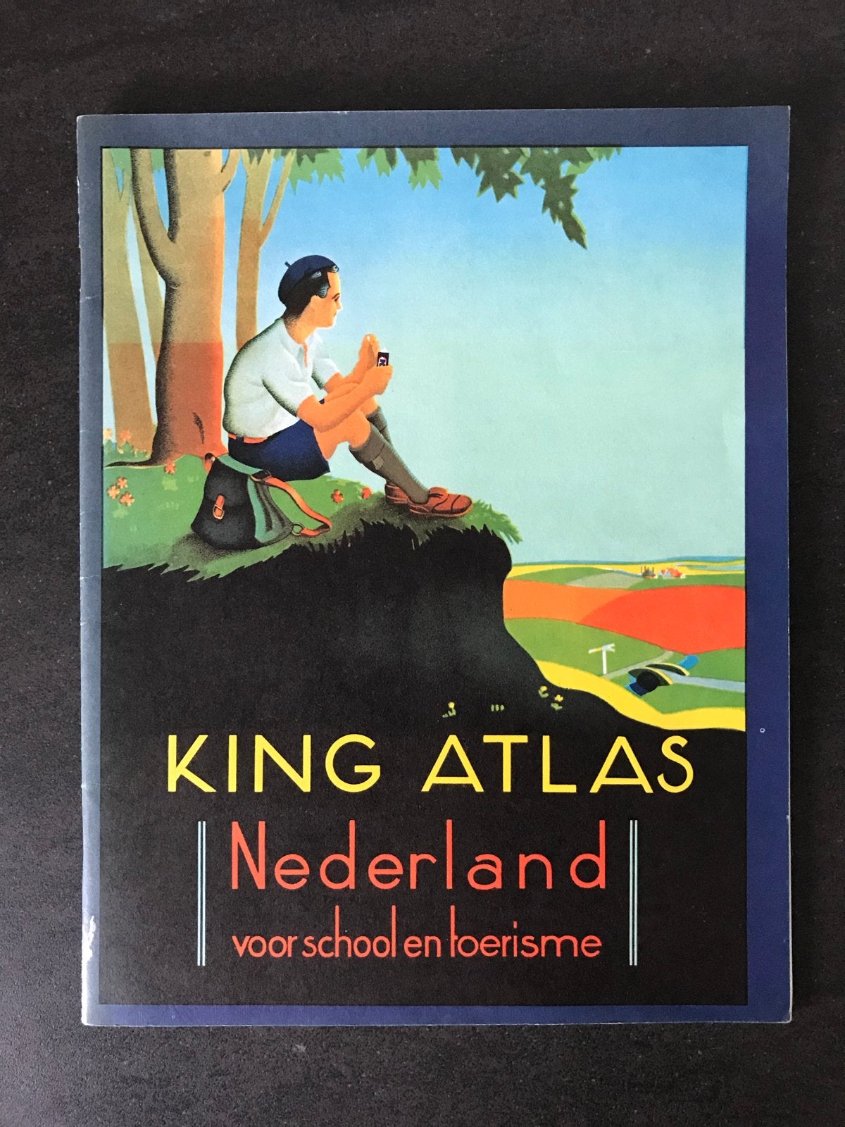 King Atlas Nederland voor school en toerisme, Gelezen, Overige atlassen, Ophalen of Verzenden, 1800 tot 2000