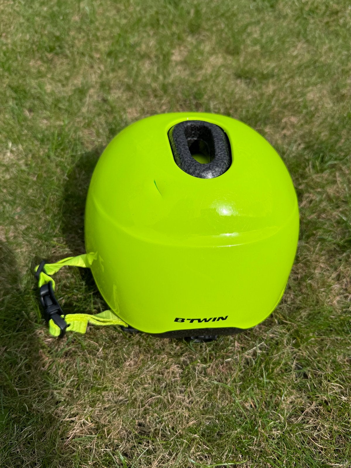 B'Twin Baby Helm - Neon Geel Fietshelm voor Kinderen, Fietsen en Brommers, Fietsaccessoires | Fietshelmen, Ophalen of Verzenden
