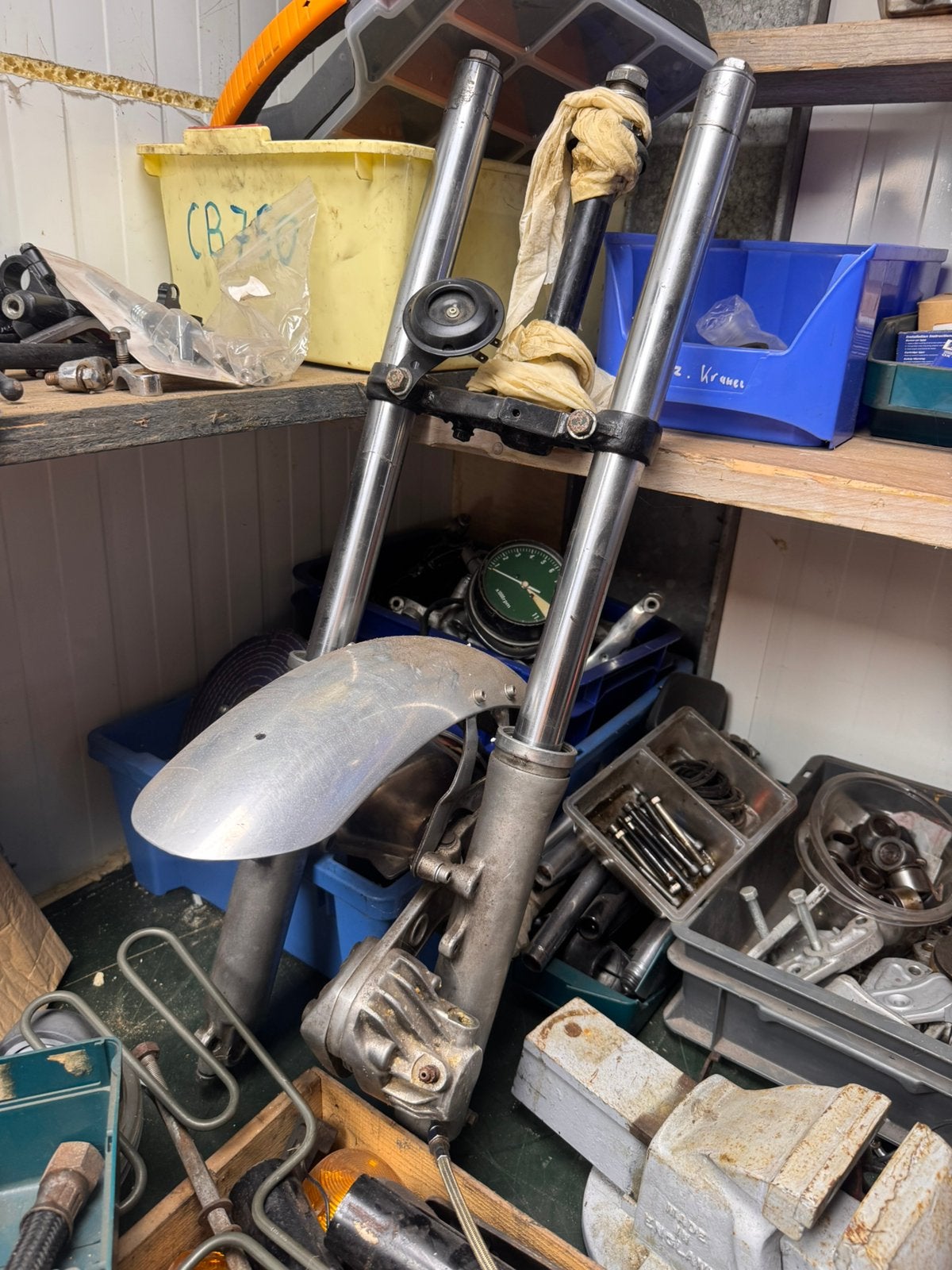 Honda CB750 tweede schijfrem set –gereviseerd – klauw+schijf, Ophalen of Verzenden, Gereviseerd