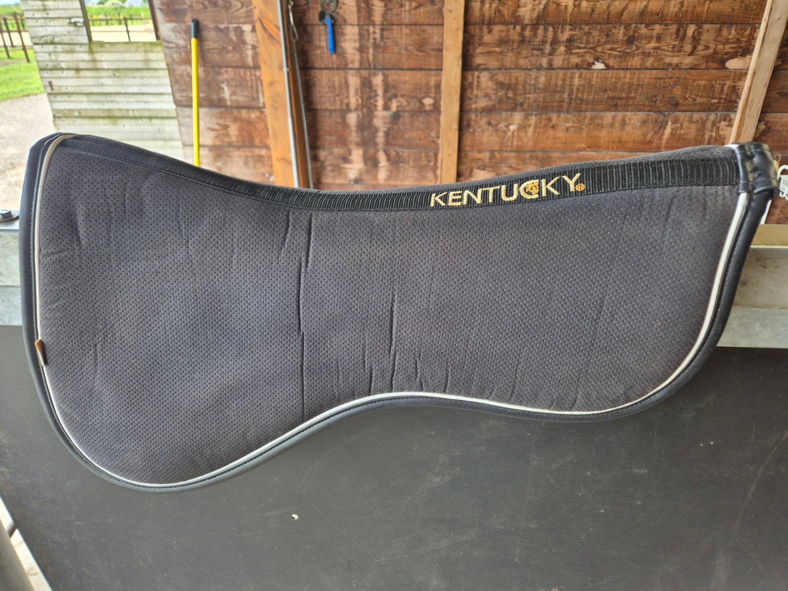 Kentucky pad zadelonderlegger 'Absorb', Dieren en Toebehoren, Ophalen of Verzenden, Gebruikt