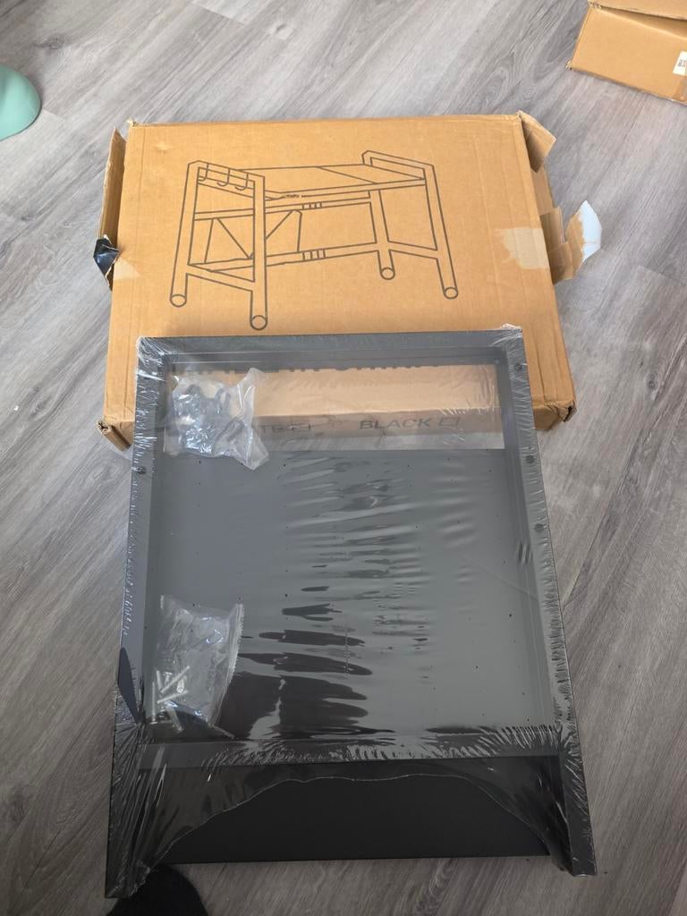 Nieuwe zwarte metalen bijzettafel/bankje in doos, 50 tot 100 cm, Modern, Industrieel, Nieuw, Metaal