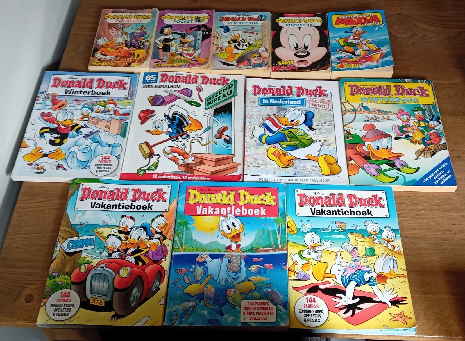 Grote partij Donald Duck stripboeken en jubileumuitgave, Boeken, Meerdere stripboeken, Ophalen, Gelezen