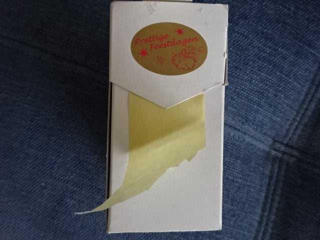 Doos met stickers: Prettige feestdagen met kerstman erbij, Diversen, Kerst, Ophalen of Verzenden, Nieuw
