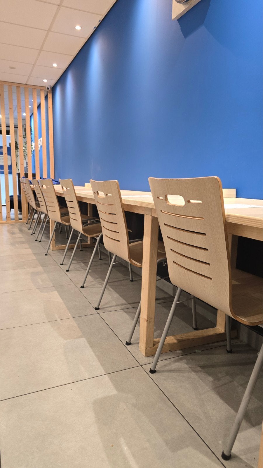 Partij houten schoolstoelen / kantinestoelen - stevig, Ophalen, Gebruikt, Bruin, Vijf, Zes of meer stoelen