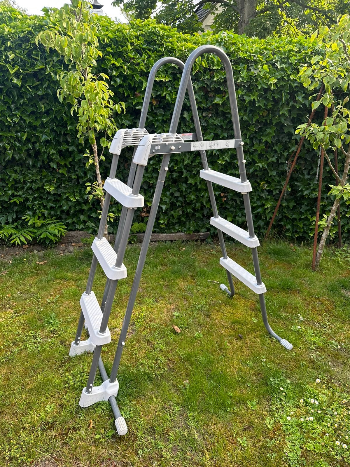 Intex Zwembad trap - gratis af te halen, Ophalen of Verzenden, Gebruikt