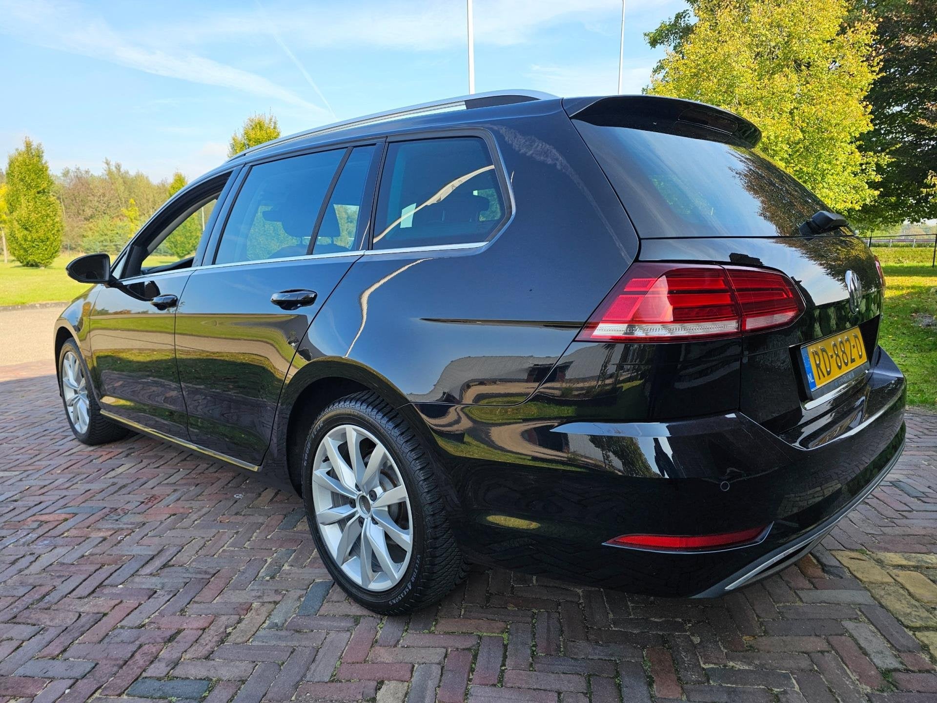 Volkswagen Golf Variant 1.5 TSI Highline XENON/airco/NAVI/cr, Voorwielaandrijving, Automatische klimaatregeling, 4 cilinders, 150 pk