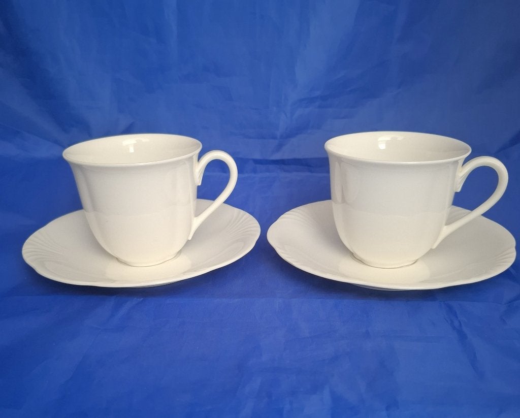 Villeroy&Boch Mettlach Arco Weiss kop en schotels, Villeroy & Boch, Ophalen of Verzenden, Zo goed als nieuw, Overige stijlen