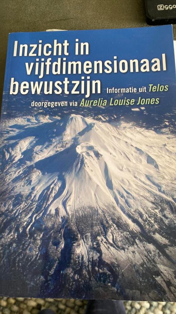 A.L. Jones - Inzicht in vijfdimensionaal bewustzijn, Spiritualiteit algemeen, Overige typen, Ophalen of Verzenden, Zo goed als nieuw