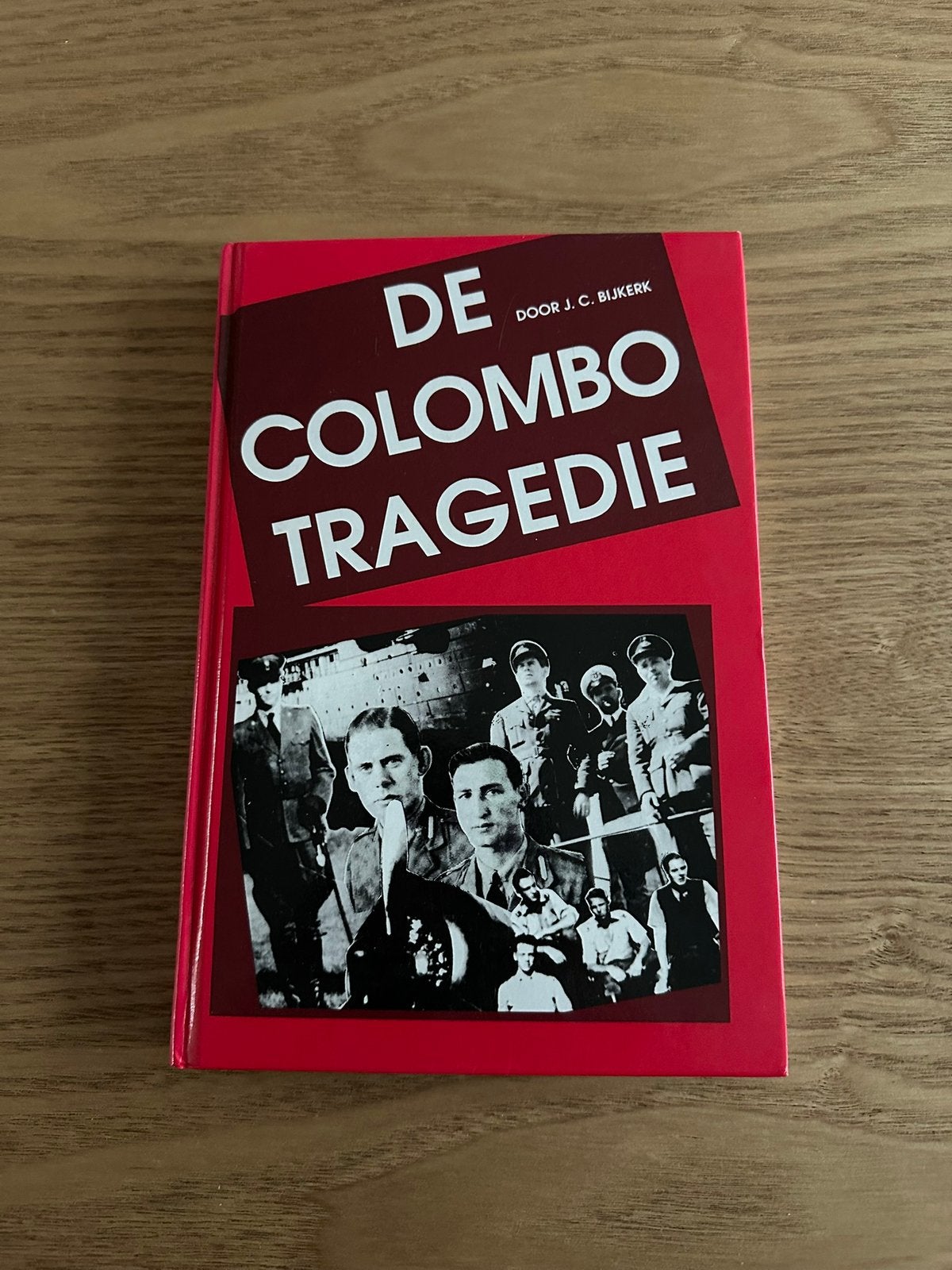 J.C. Bijkerk - De Colombo-tragedie, Boeken, Ophalen of Verzenden, Gelezen, Azië