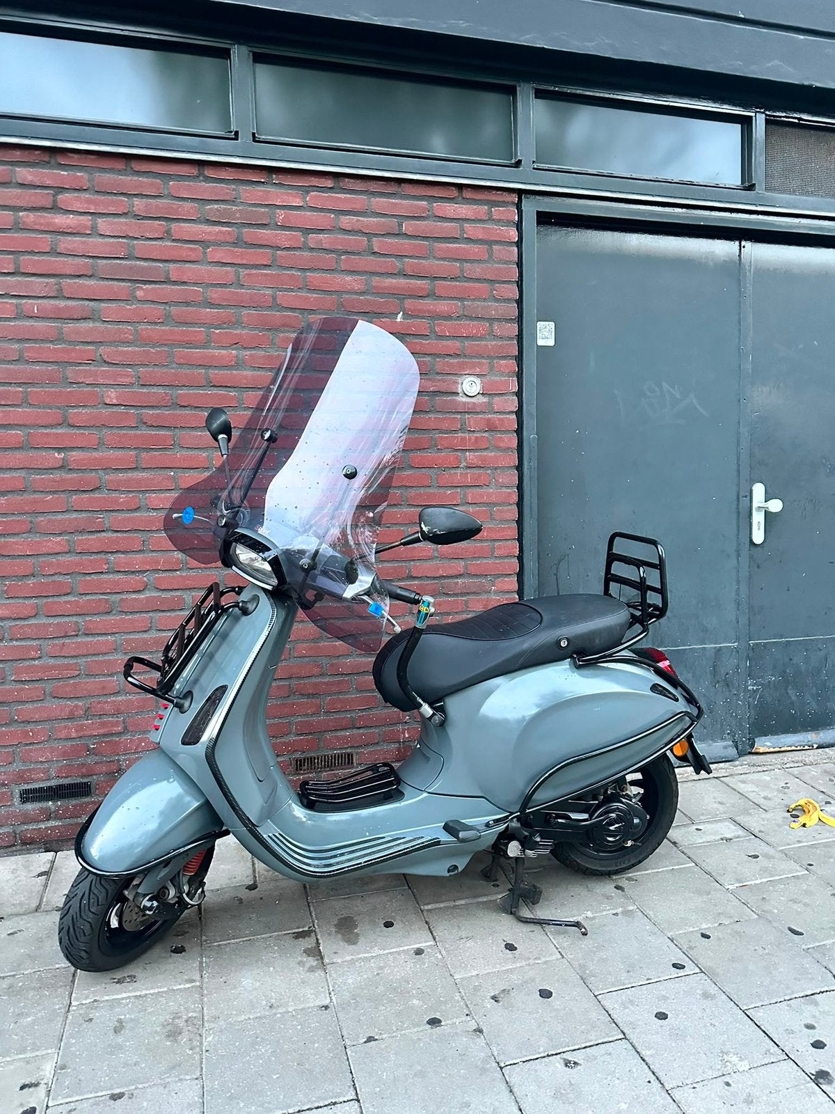Vespa sprint 2015, Fietsen en Brommers, Scooters | Vespa, Ophalen, Gebruikt, Overige modellen, Benzine