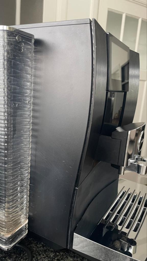 Jura Z10 Black edition - Volautomatische Koffiemachine, Witgoed en Apparatuur, Koffiezetapparaten, 10 kopjes of meer, Ophalen