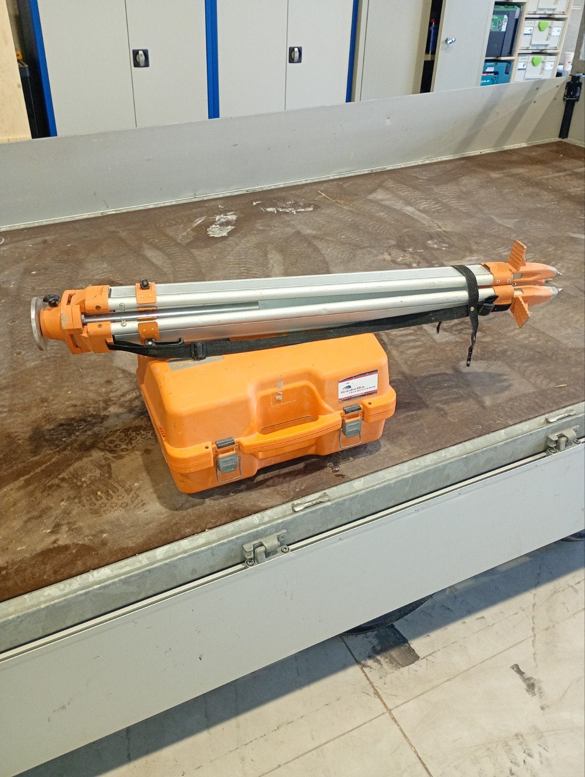 Geo Fennel FL 240HV Rotatielaser met Statief en Koffer, Ophalen, Gebruikt, Licht