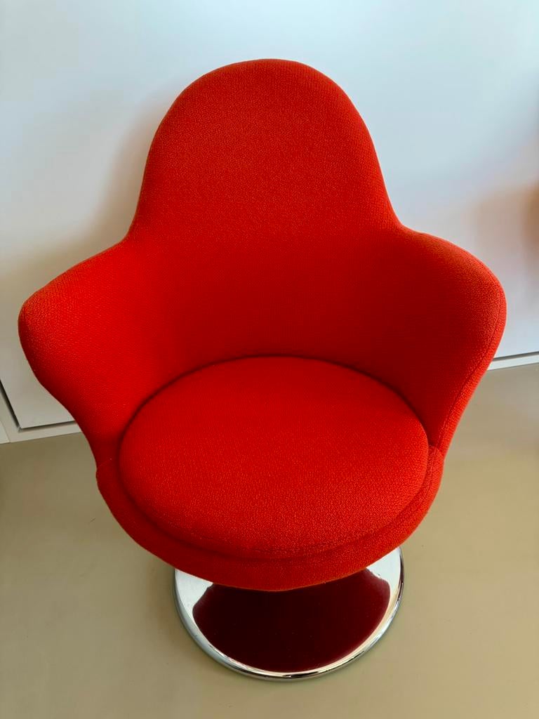 design fauteuils (draaibaar)., Huis en Inrichting, Fauteuils, Gebruikt, Metaal, Stof, 50 tot 75 cm, Minder dan 75 cm, Ophalen