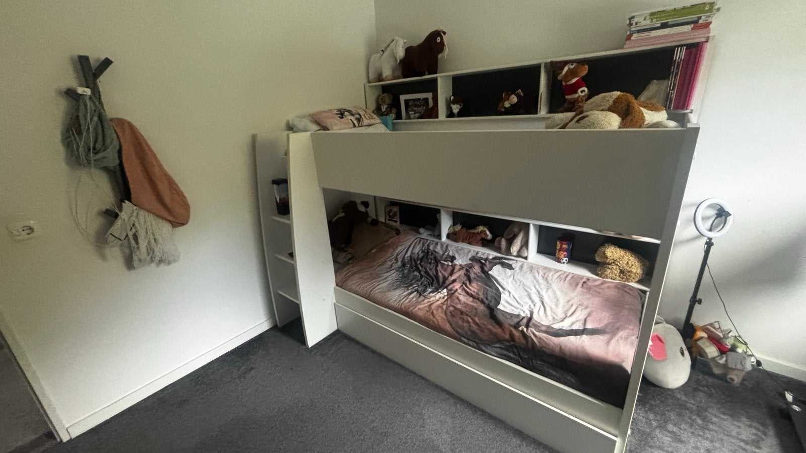 Wit stapelbed met opbergruimte en planken, Ophalen, Gebruikt, 90 cm, Eenpersoons
