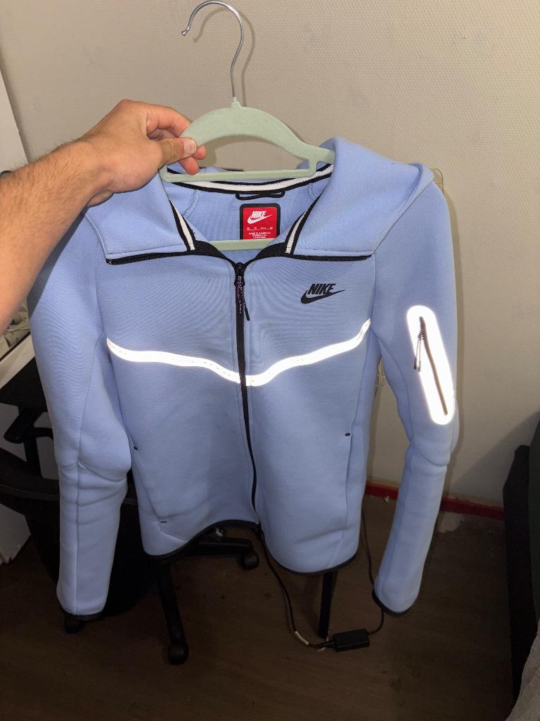 Nike tech maat s, Blauw, Nike, Nieuw, Ophalen of Verzenden